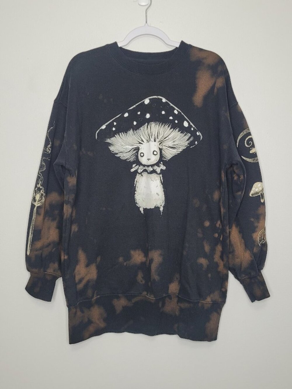Guild of Calamity Mushroom Creature tie-dye oversized sweatshirt whimsy size med